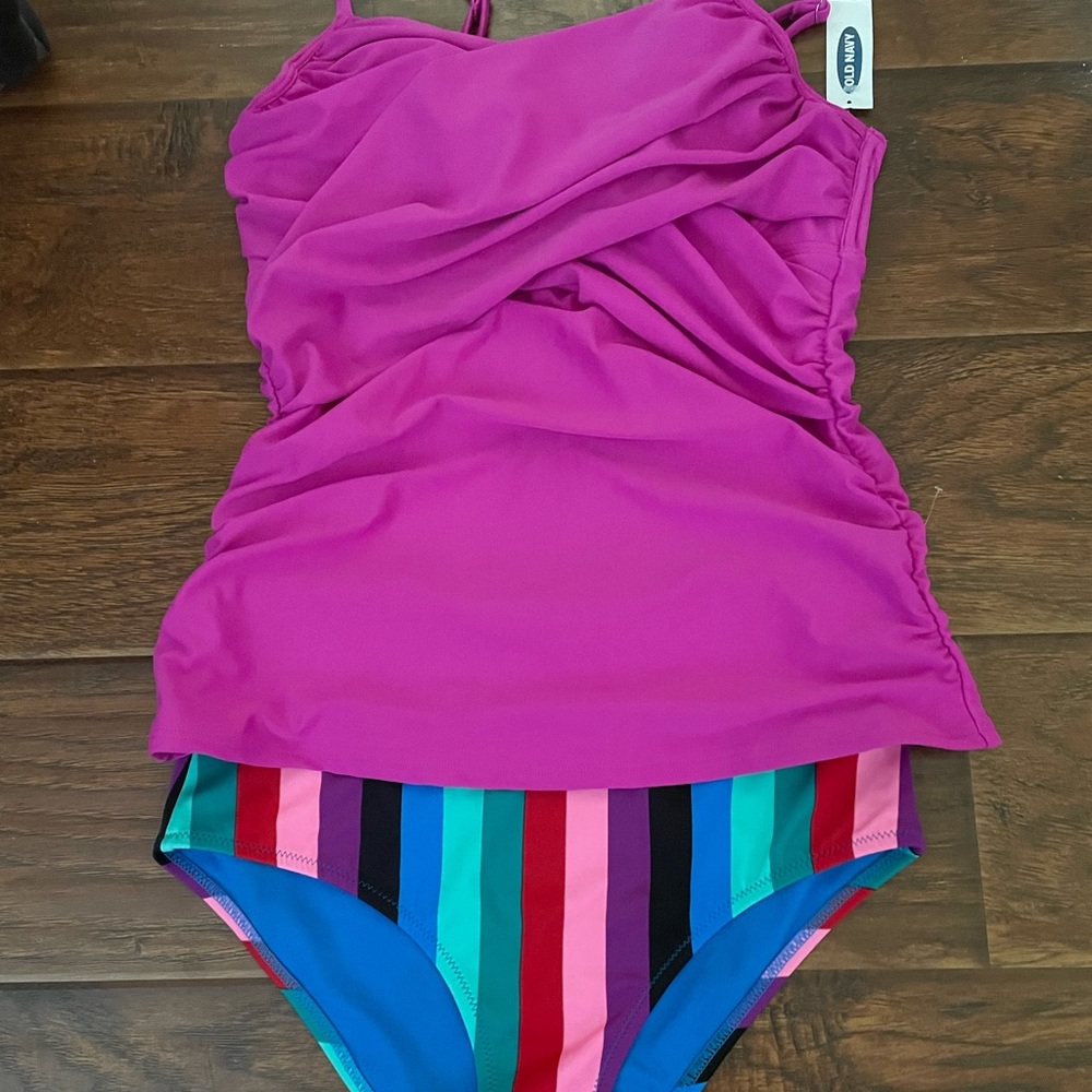Two piece tankini NWT